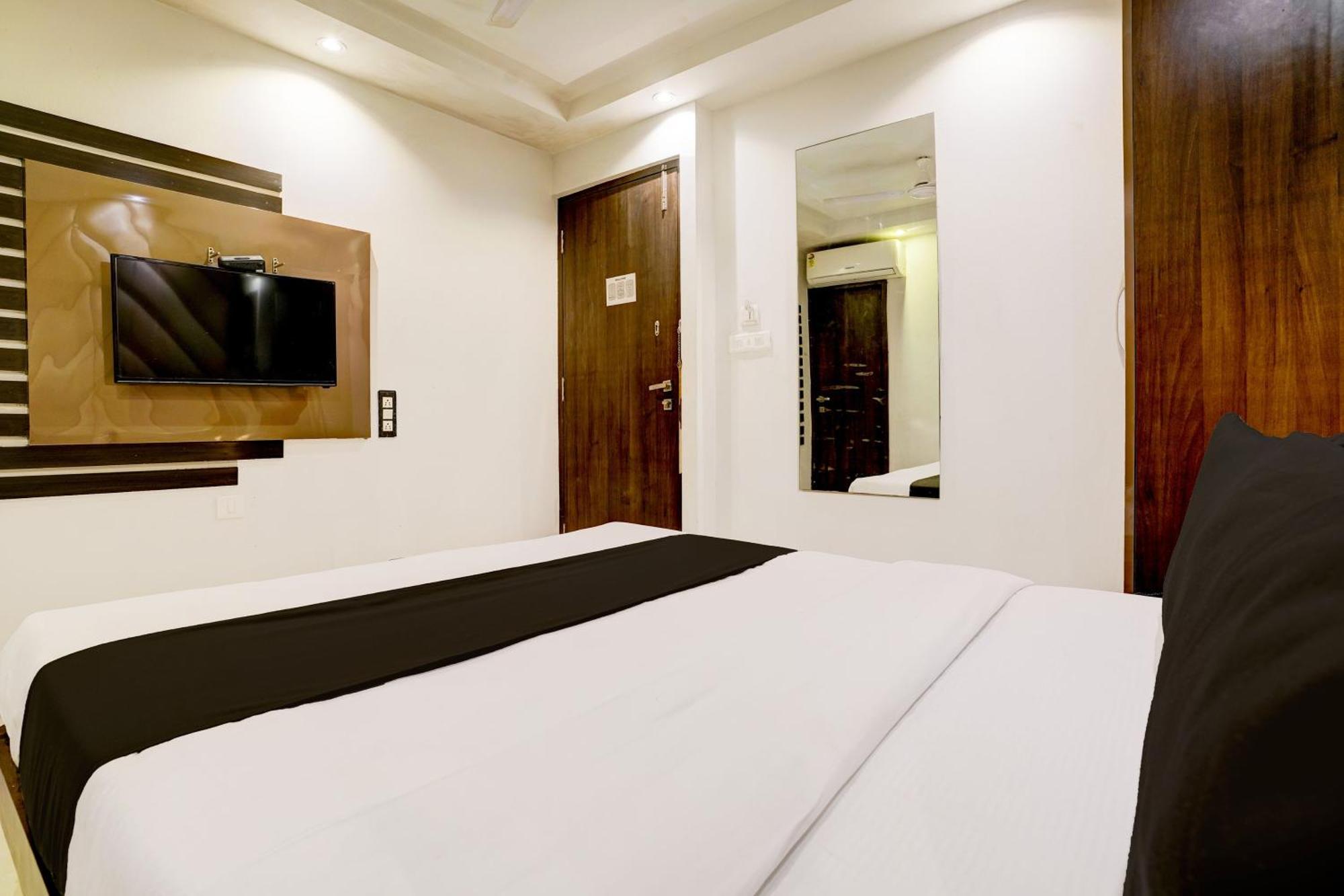 Super Hotel O Mumbai Central Formerly Park Palace Exterior photo