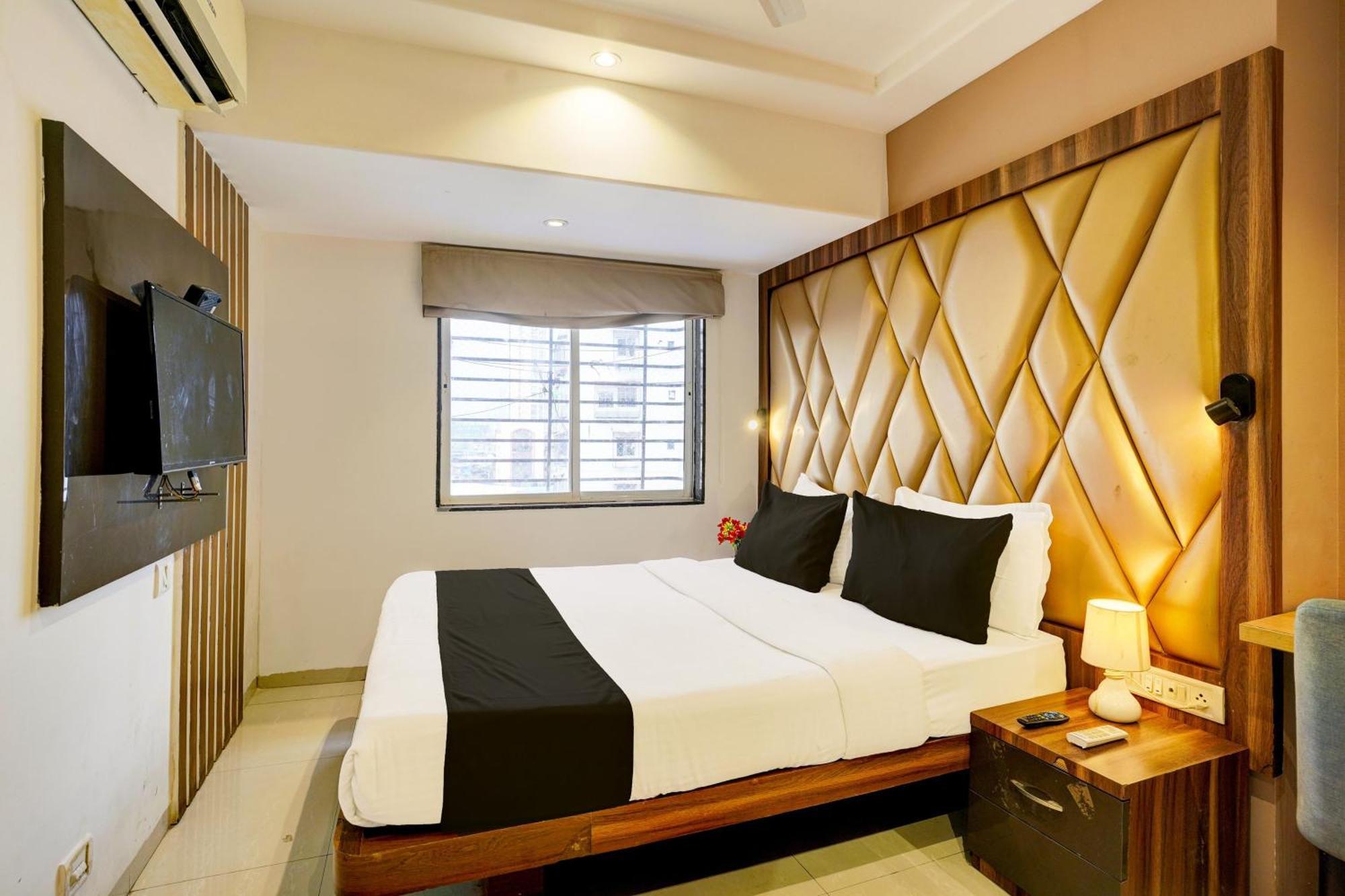 Super Hotel O Mumbai Central Formerly Park Palace Exterior photo