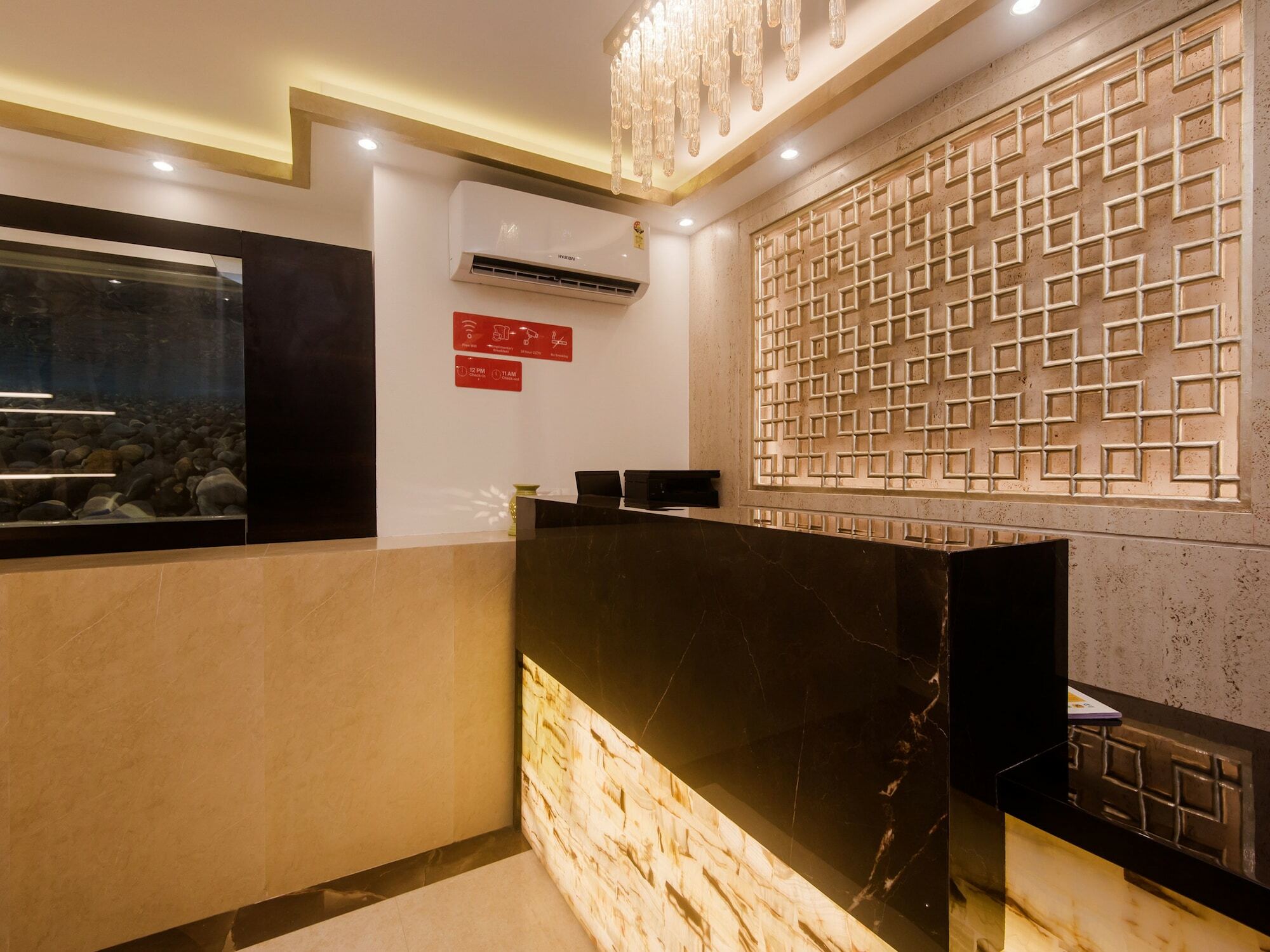 Super Hotel O Mumbai Central Formerly Park Palace Exterior photo
